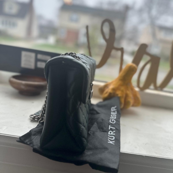 Kurt Geiger Black Quilted Women's Bag - Picture 3 of 9